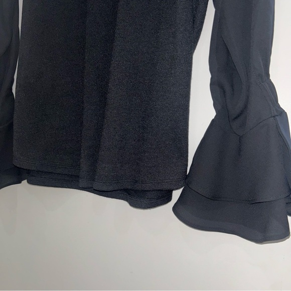 NWT DG2 by Diane Gilman long-sleeve top with ruffle bell sleeves round neck M - Picture 5 of 12